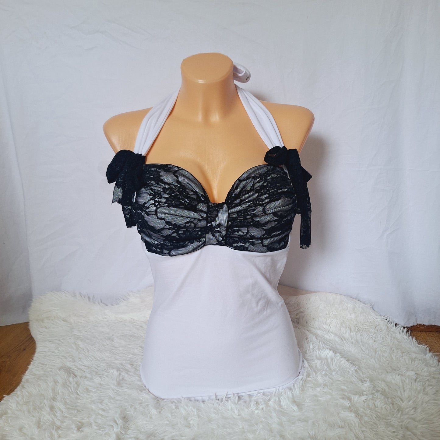 Handmade bow white top black lace pattern, extra bows