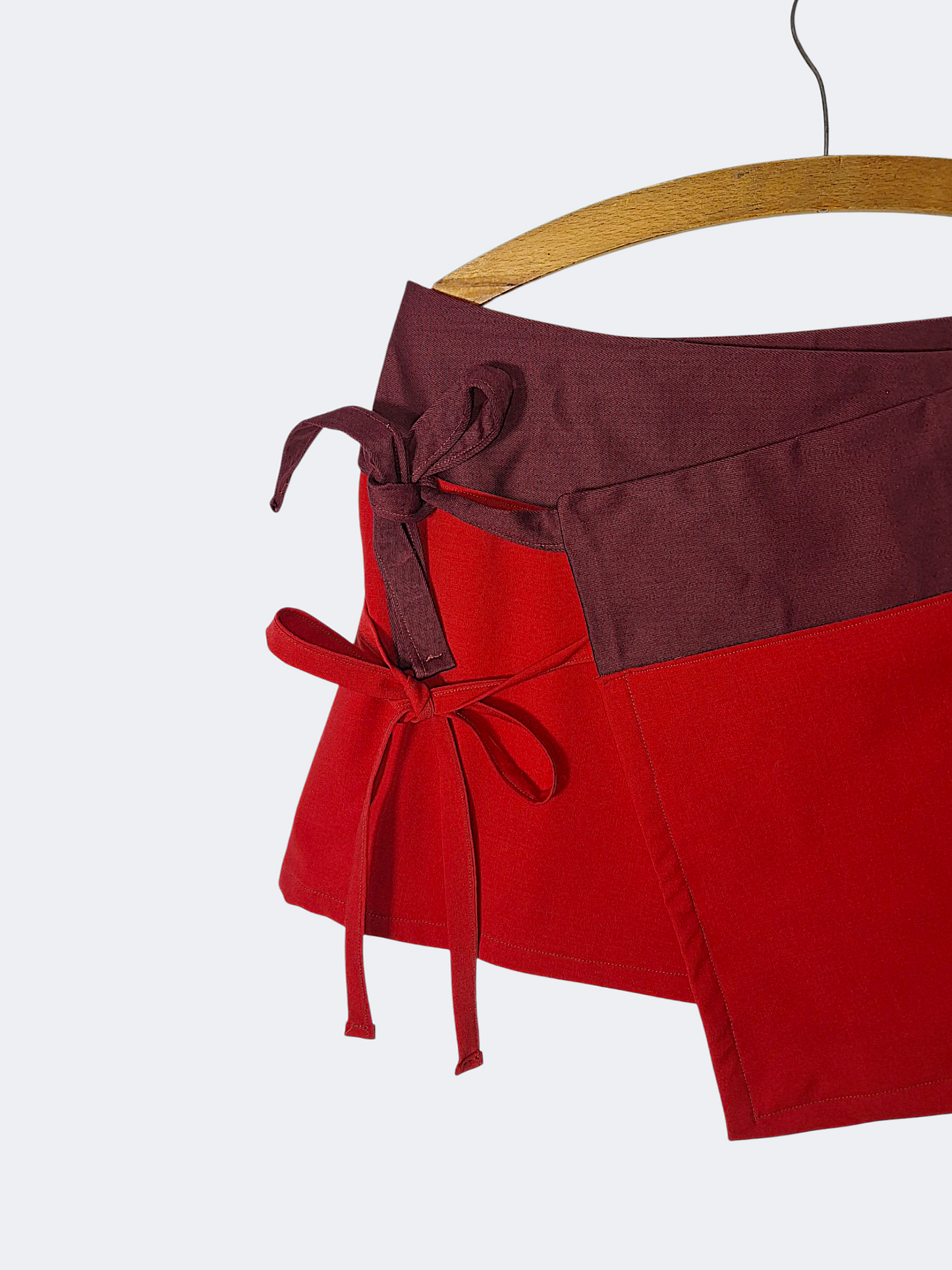 Asymmetrical skirt with ties