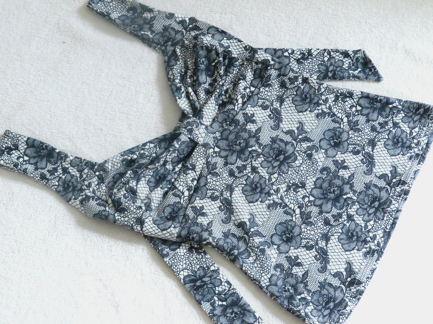 2 way handmade bow black flower lace pattern