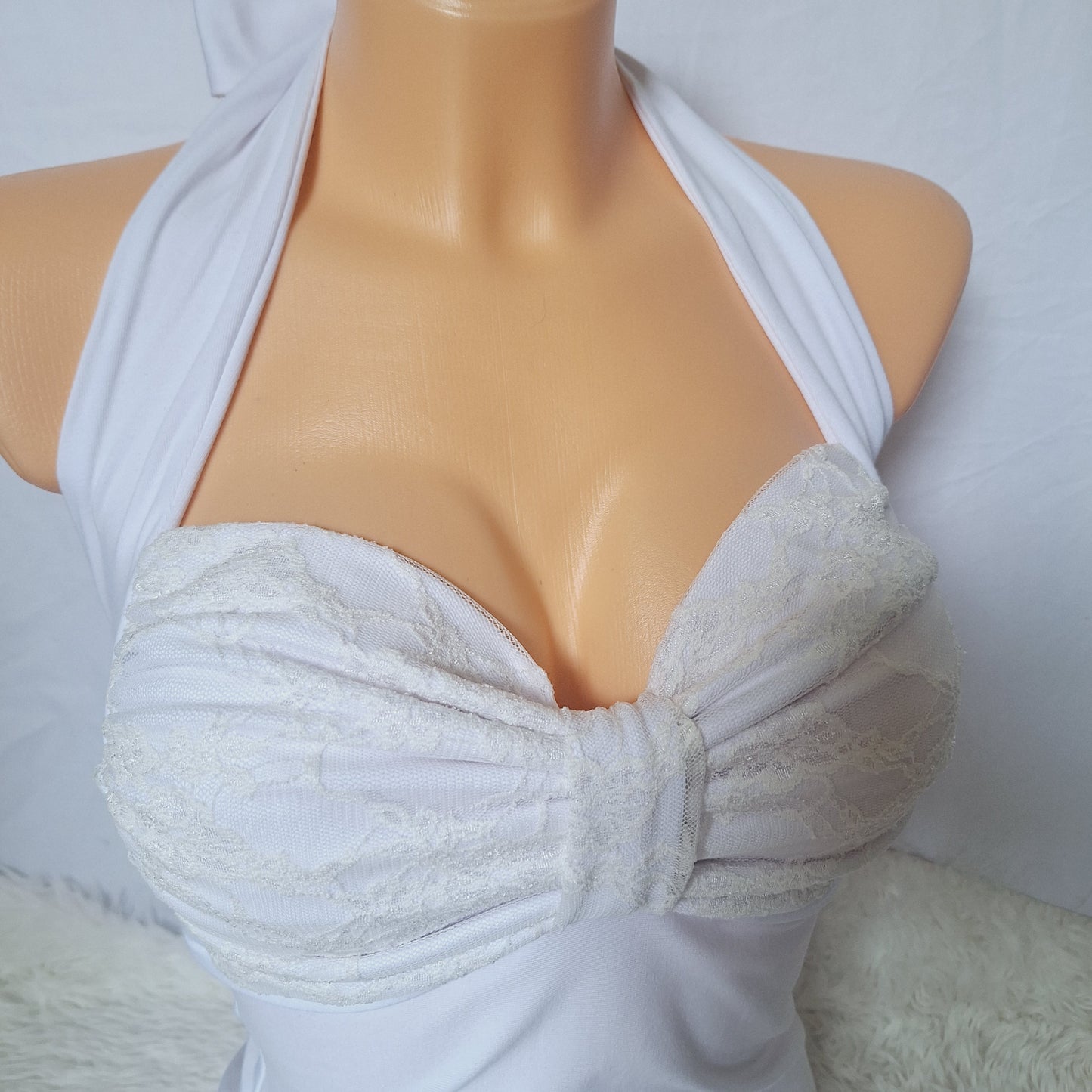 Handmade bow top white lace pattern