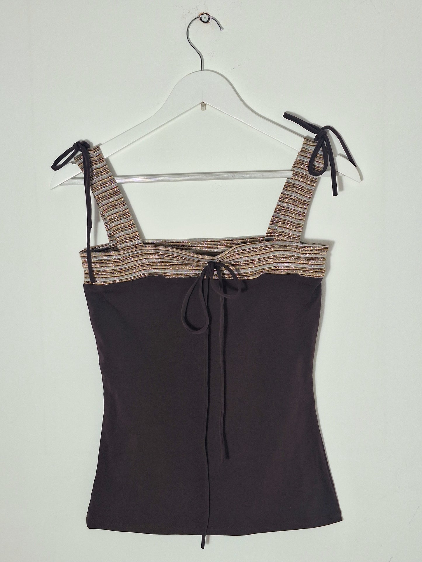 Top brown and stripes print