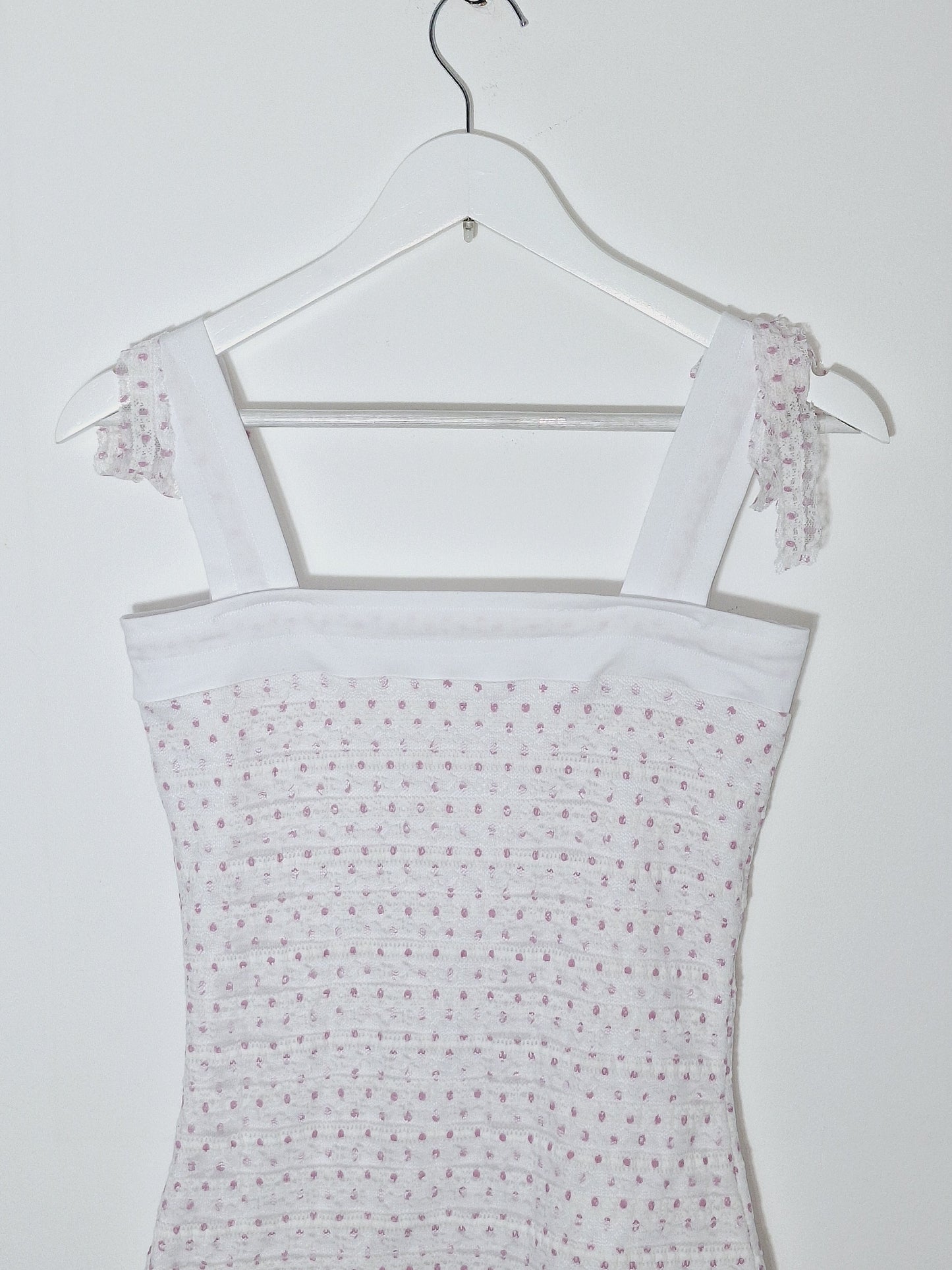 Top white and violet dots lace
