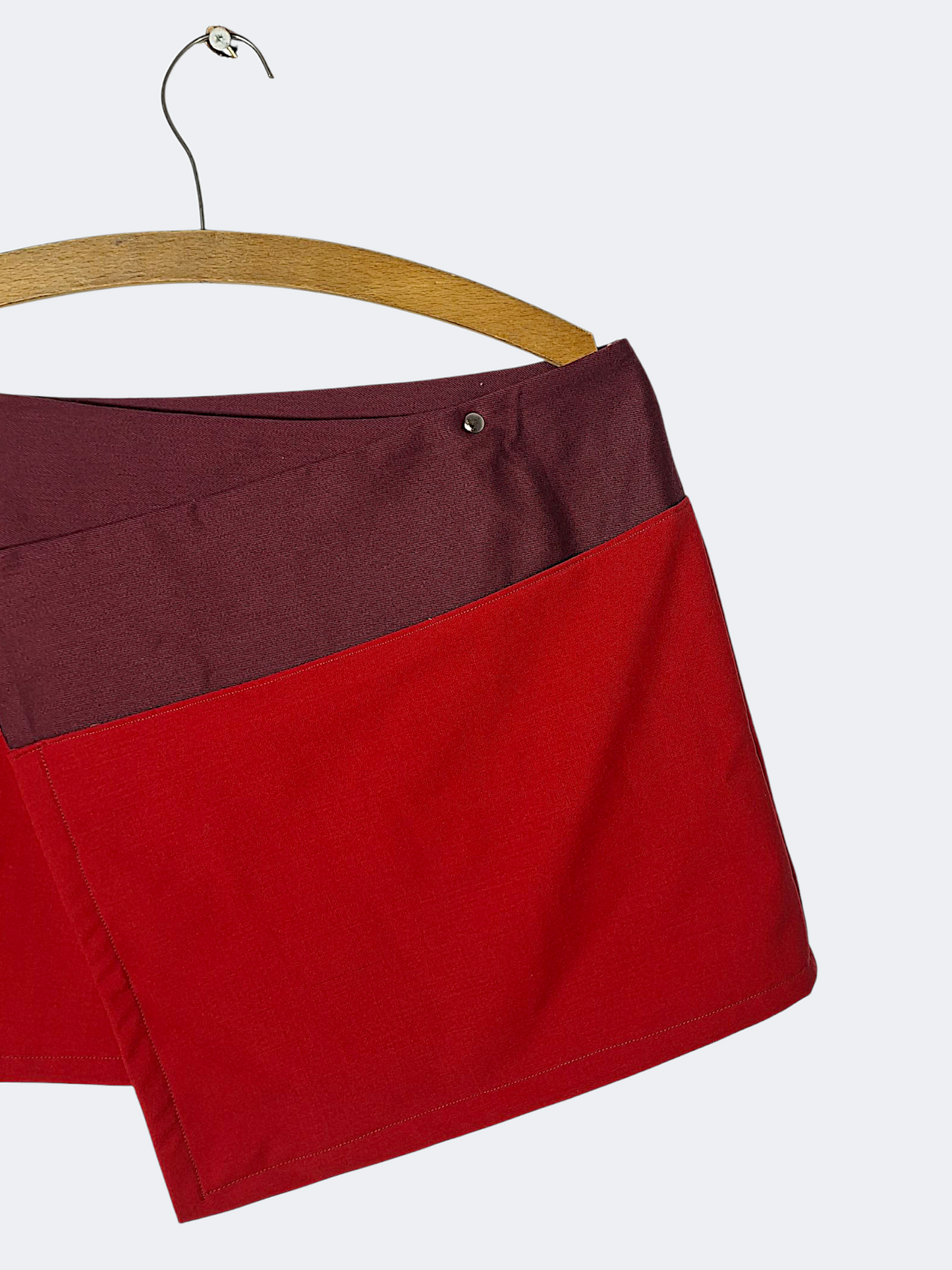 Asymmetrical skirt with ties