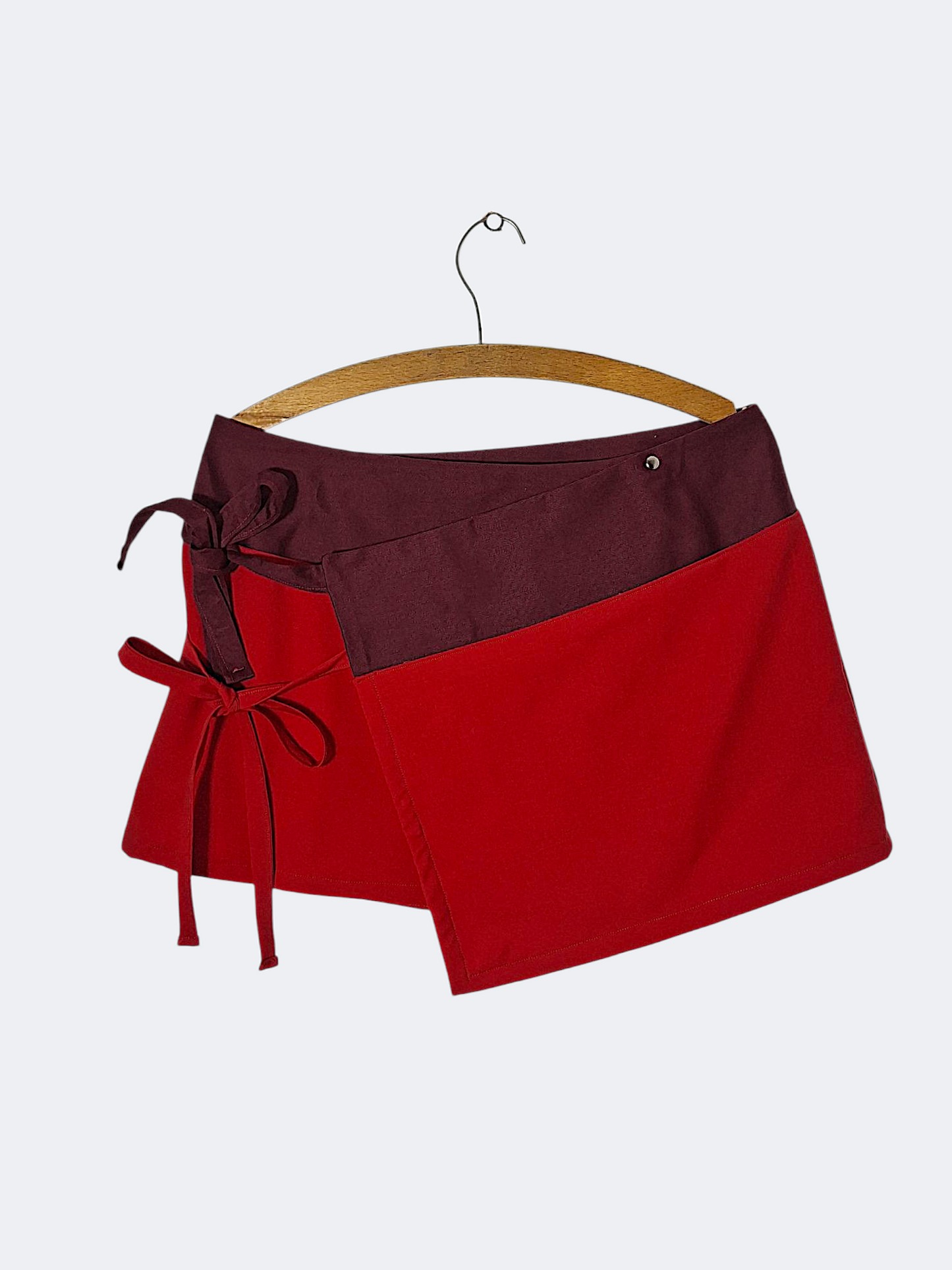 Asymmetrical skirt with ties